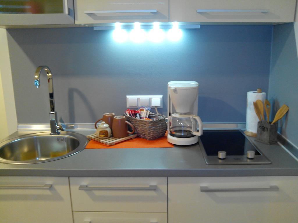 Dea's Studio Apartment SJJ Esterno foto